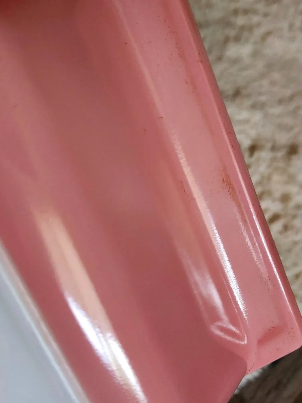 Pyrex pink daisy 575 with lid